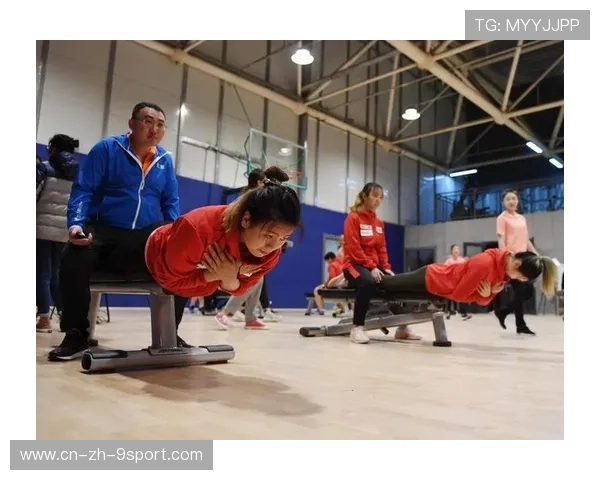 体能训练：赛季中体能保存与轮换策略解析，体能储备一般要多久